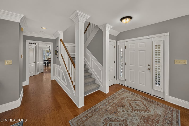 2010 Breakers Point, Knoxville, TN 37922
