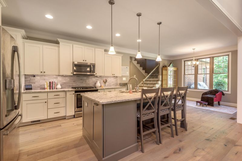 2011 Houser Rd, Knoxville, TN 37919