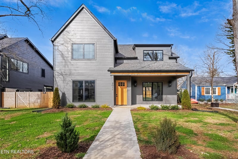2011 Maplewood Dr, Knoxville, TN 37920