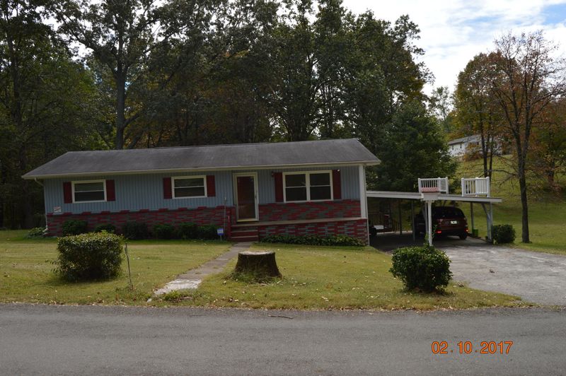 2011 Oxnard Rd, Athens, TN 37303