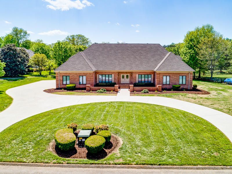 2011 Rivergate Dr, Knoxville, TN 37920