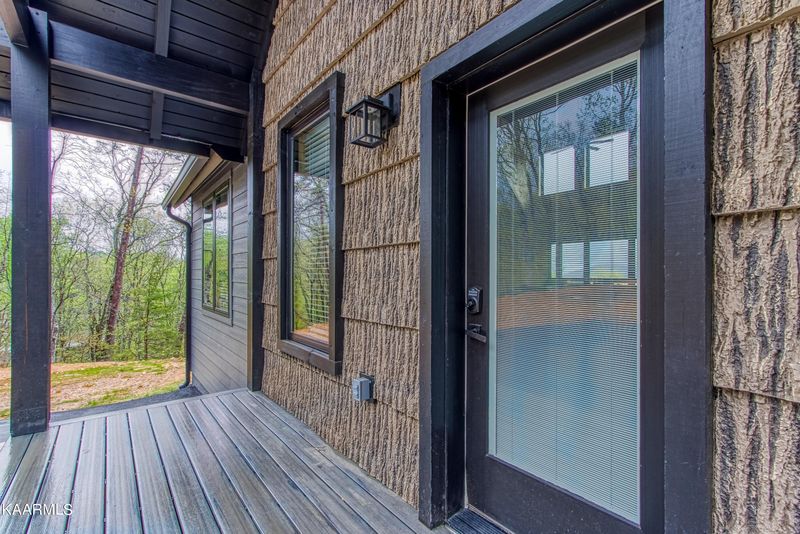 2012 Bluff Mountain Rd, Sevierville, TN 37876