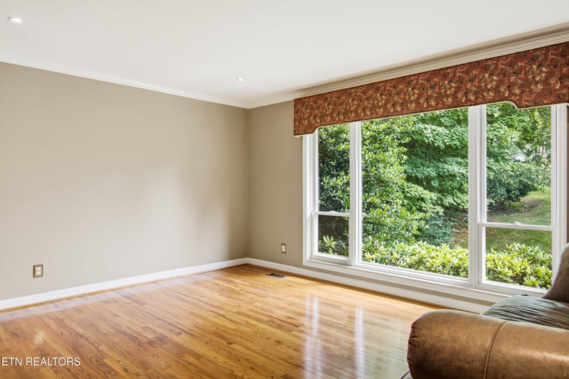 2012 Grenada Blvd, Knoxville, TN 37922