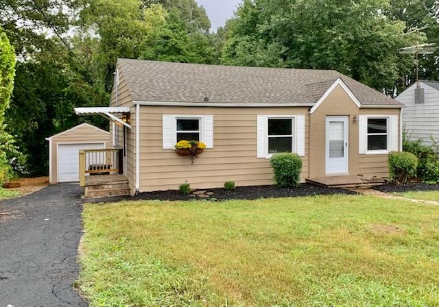 2012 N Park Blvd, Knoxville, TN 37917