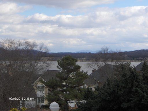 2013 Breakers Point, Knoxville, TN 37922