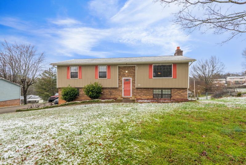 2013 Cheltenham Rd, Maryville, TN 37804