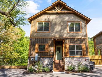 2013 Myrtle Way, Pigeon Forge, TN 37863