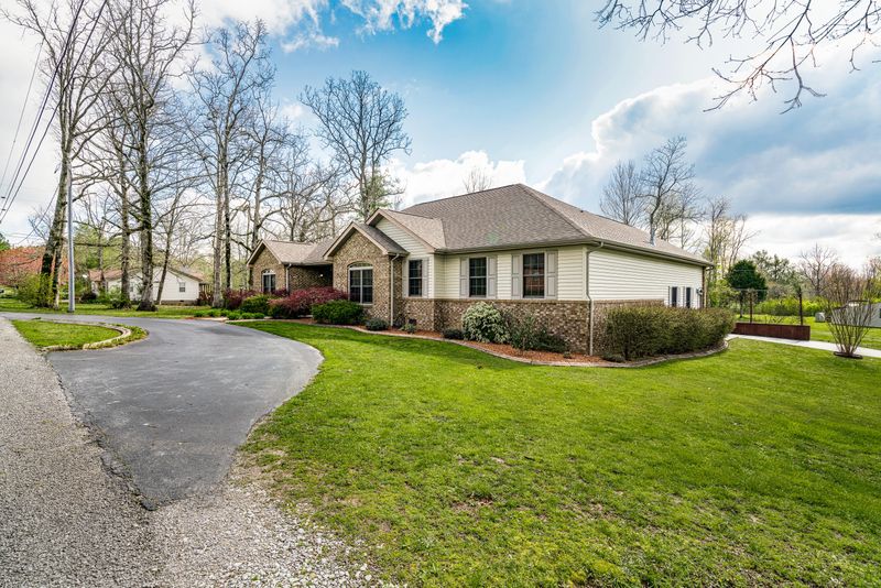 2013 Ona Rd, Crossville, TN 38572