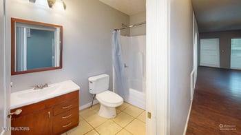 2013 Paris Rd, Knoxville, TN 37912