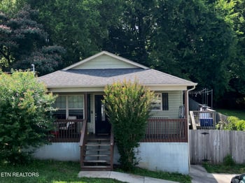 2013 Paris Rd, Knoxville, TN 37912