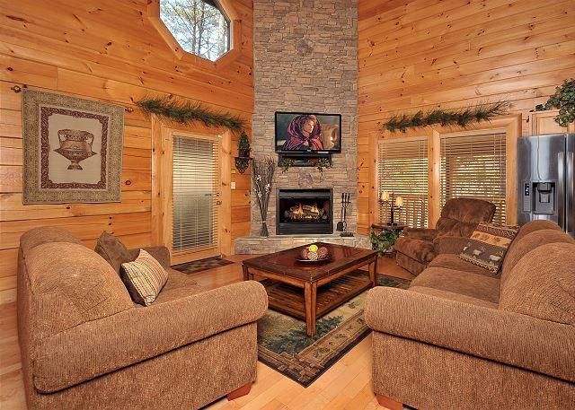 2014 Bear Haven Way, Sevierville, TN 37862
