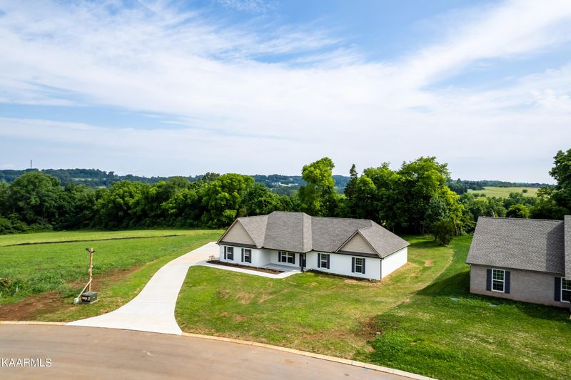 2014 Griffitts Mill Cir, Maryville, TN 37803