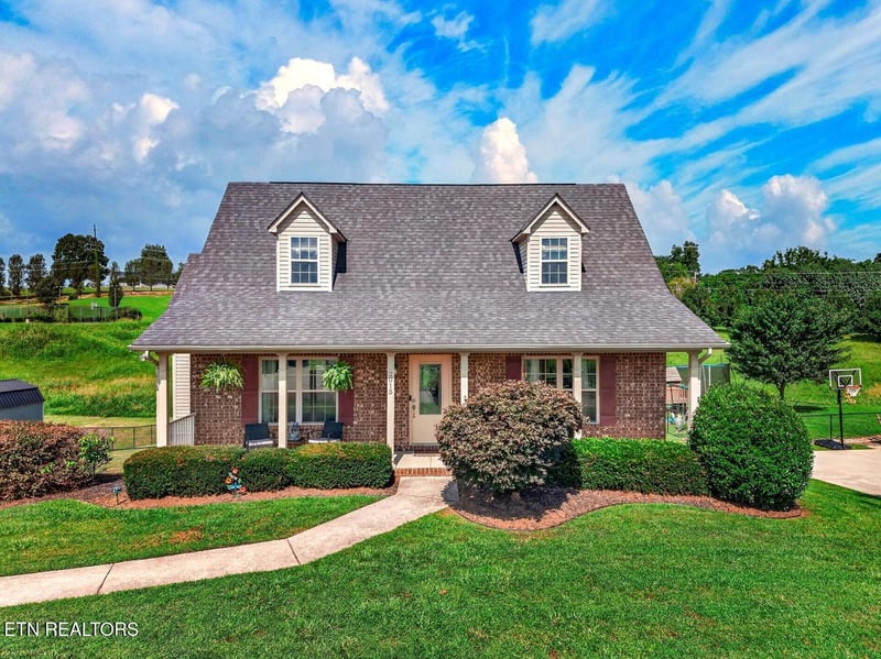 2015 Brights View Ln, Morristown, TN 37814