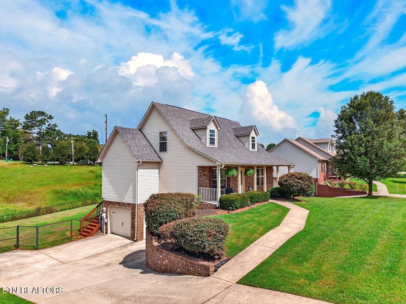 2015 Brights View Ln, Morristown, TN 37814