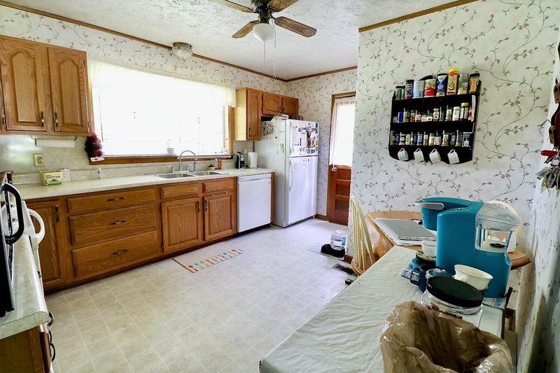 2015 Murray St, Morristown, TN 37814