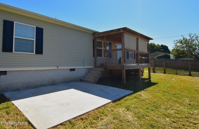 2016 Neubert Rd, Knoxville, TN 37914