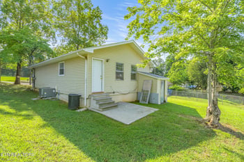 2017 Countryhill Ln, Knoxville, TN 37923