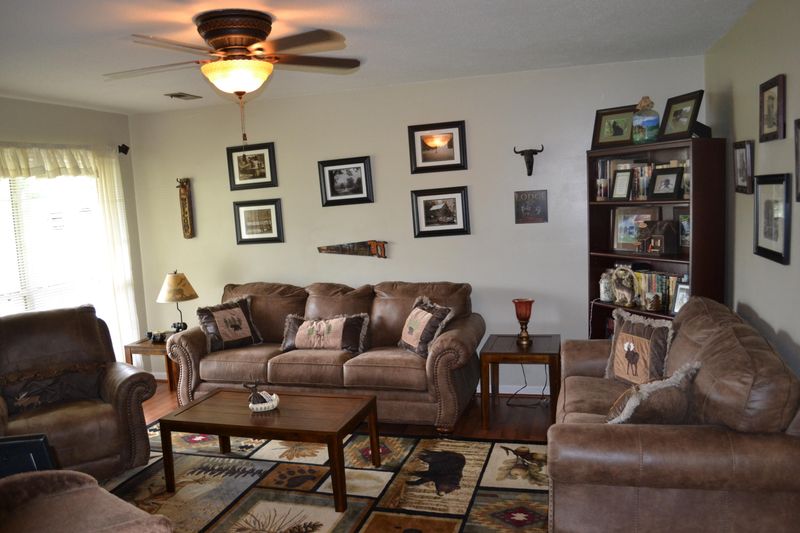 2019 Five Oaks Ln, Maryville, TN 37801