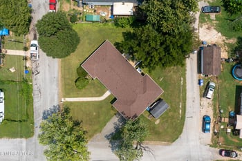 202 Birch St, Harriman, TN 37748