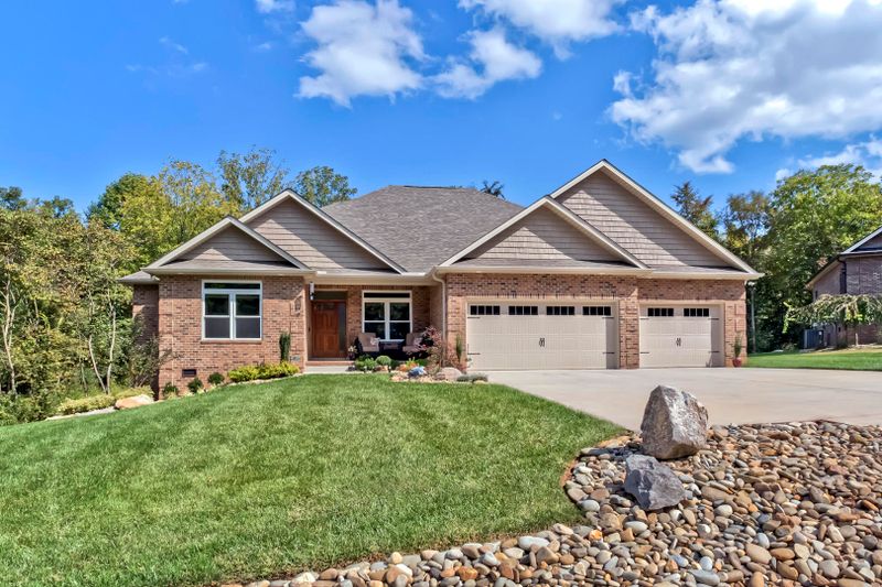 202 Inagehi Trce, Loudon, TN 37774