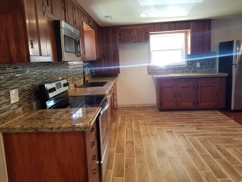 202 Mimosa Cir, Clinton, TN 37716