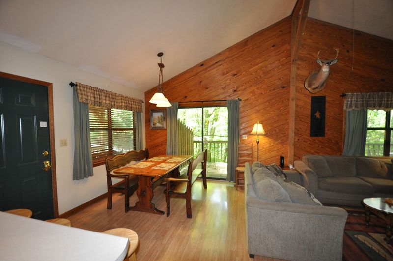 202 Parkline Way, Townsend, TN 37882