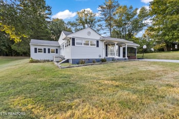 202 Scott Ln, Kingston, TN 37763