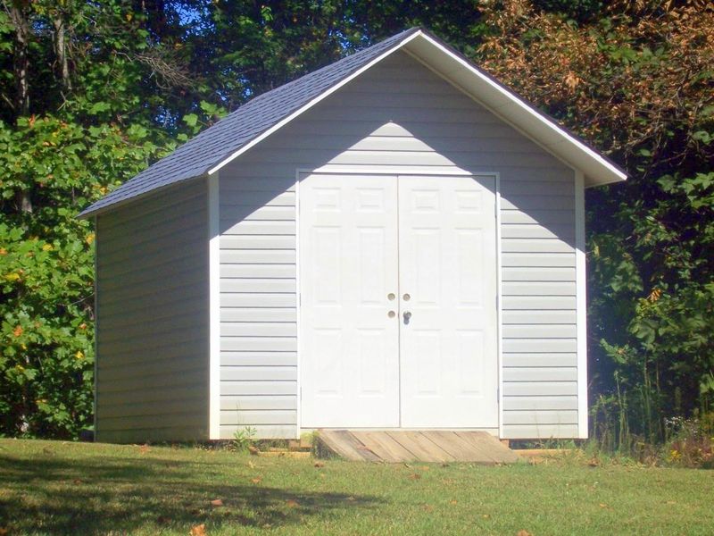 202 Woodhaven Dr, Vonore, TN 37885