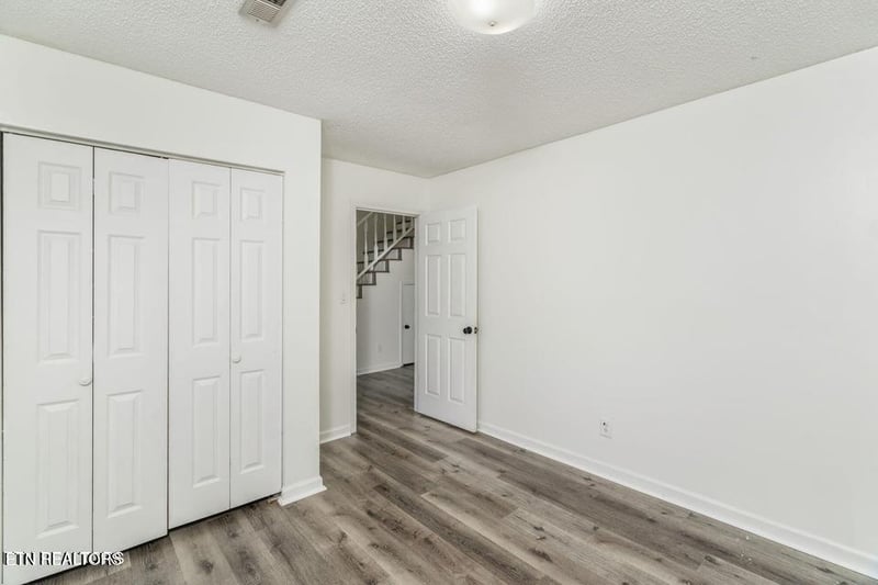 2020 Silverbrook Dr #5C, Knoxville, TN 37923