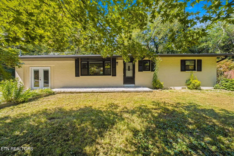 2022 Center Rd, Pigeon Forge, TN 37863