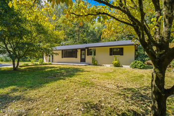 2022 Center Rd, Pigeon Forge, TN 37863