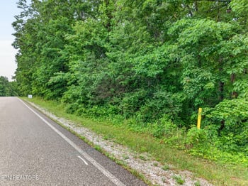 2022 Cumberland View Dr, Crossville, TN 38571