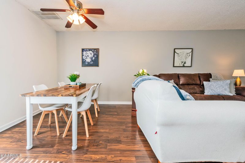 2022 Silverbrook Dr, Knoxville, TN 37923