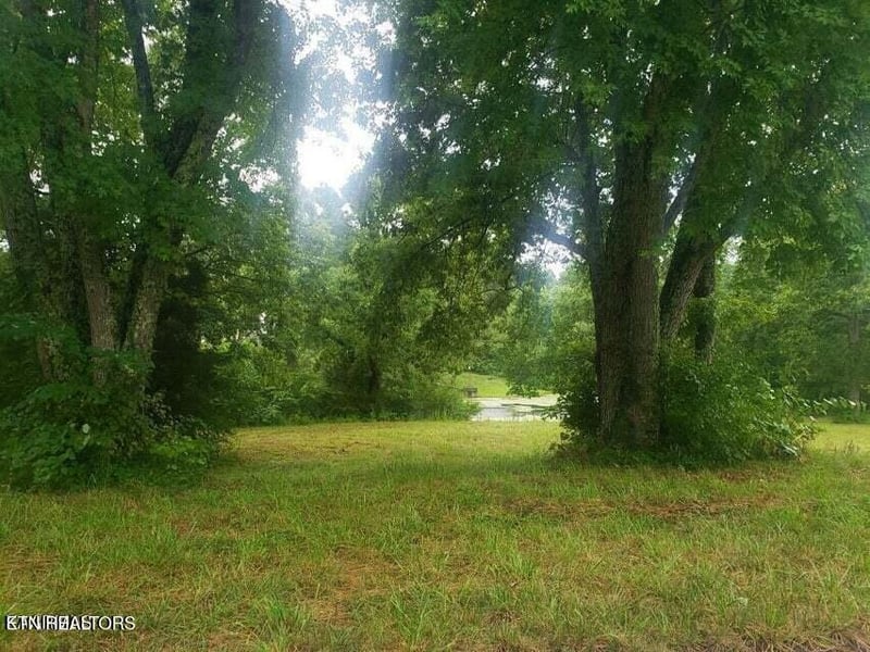 2023 Sparta Hwy, Crossville, TN 38572