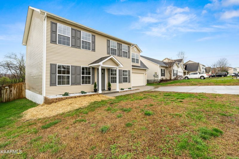 2024 Cartmill Dr, Powell, TN 37849