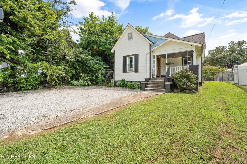 2024 Lawson Ave, Knoxville, TN 37917