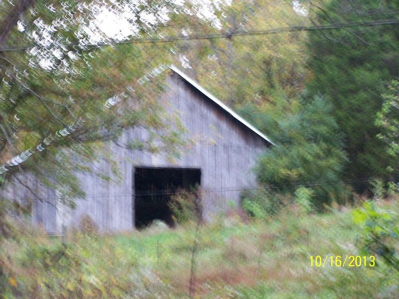 2025 Hinds Creek Rd, Heiskell, TN 37754