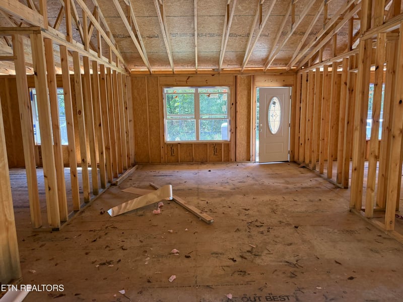 2025 Tecumseh Ln, Crossville, TN 38572
