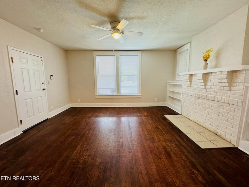 2027 Dandridge Ave, Knoxville, TN 37915