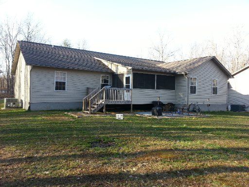 2027 Keno Dr, Crossville, TN 38572