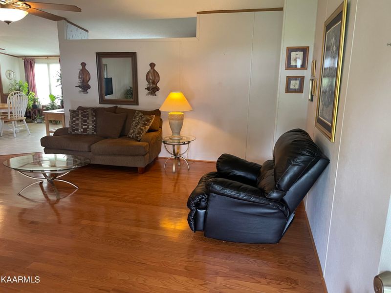 2028 River Meadows Dr, Sevierville, TN 37876