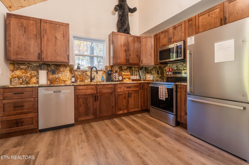 2029 Lones Branch Ln, Pigeon Forge, TN 37876
