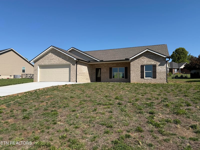 203 Ashton Ln, Madisonville, TN 37354