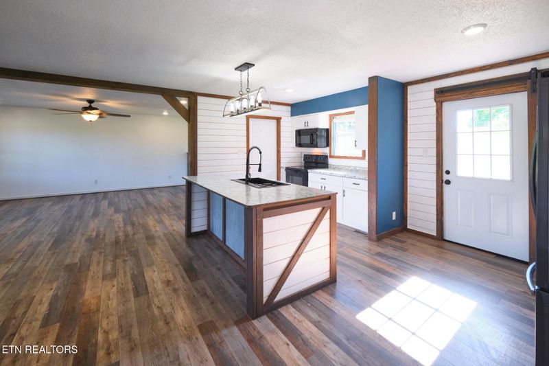 203 Baker Cir, Maynardville, TN 37807