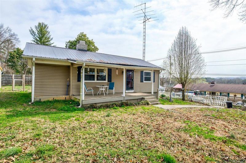 203 E Tennessee Ave, Oak Ridge, TN 37830