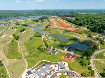 203 Flip Flop Way, Loudon, TN 37774