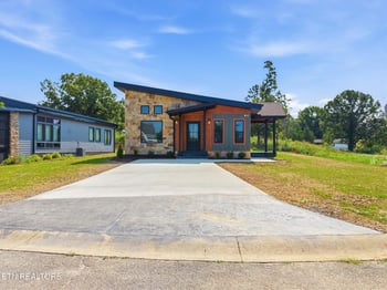 203 Granite Dr, Sevierville, TN 37876