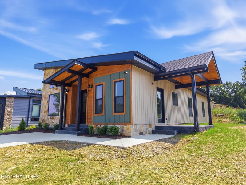 203 Granite Dr, Sevierville, TN 37876