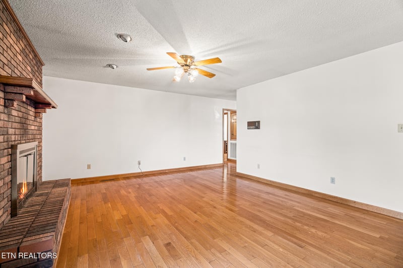 203 Kathryn Dr, Seymour, TN 37865