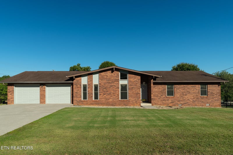 203 Kathryn Dr, Seymour, TN 37865